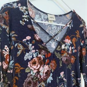 Daytrip floral long sleeved tee